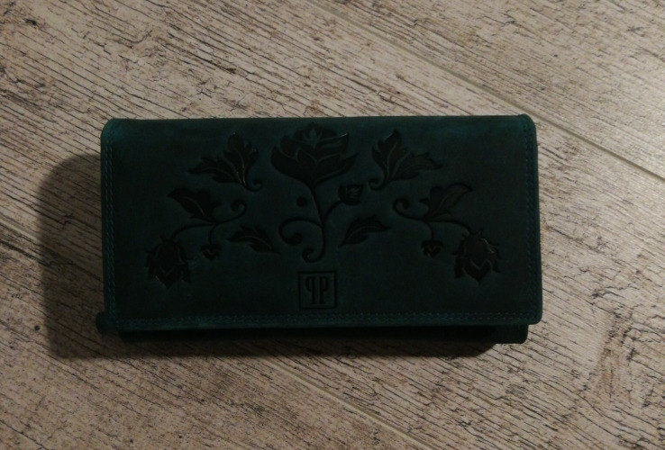 Portfel damski skórzany Paolo Peruzzi zielony T-05