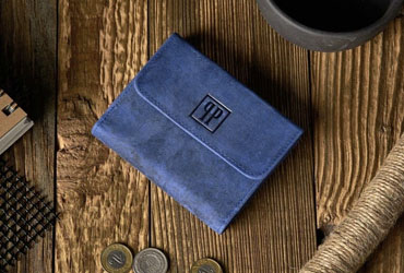 Jak dobrać portfel damski do torebki? Poradnik stylizacji