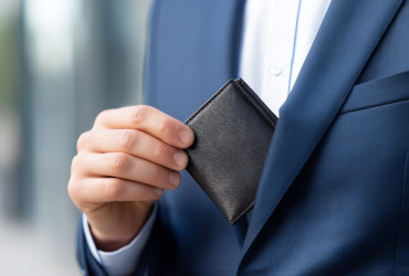 Jaki portfel do garnituru wybrać?